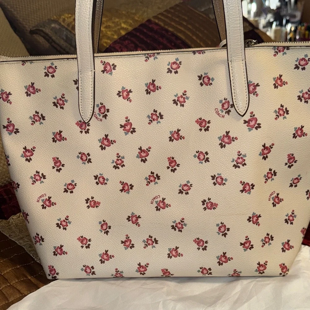 Coach 3 Pc Set EUC Cream Tote with Pink Floral Design - Picture 8 of 9